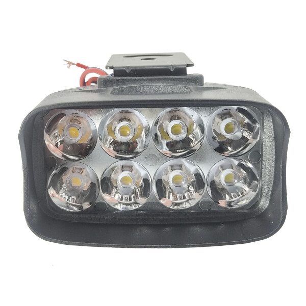 

LED фара на 8 диодов! Светодиодная фара на авто и мото технику. L-21. Пр-Корея.
