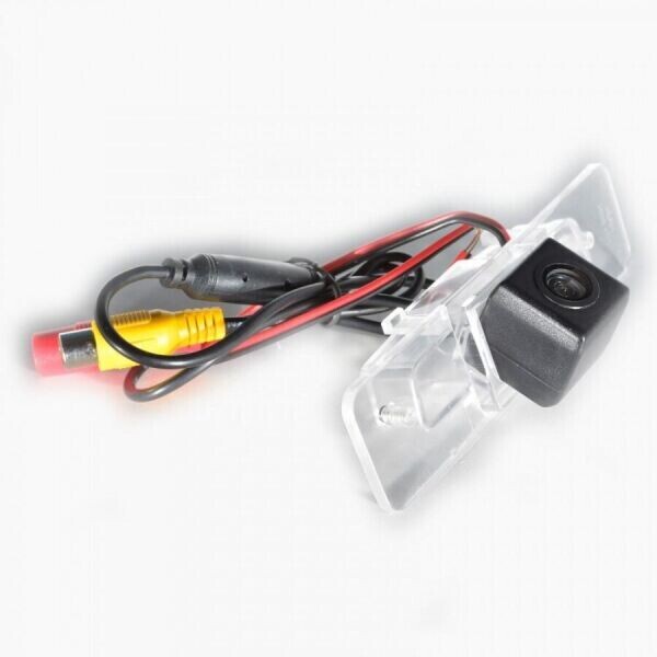 

Камера Prime-X T-001 Subaru