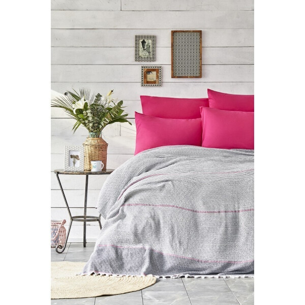 

Постельное белье Karaca Home - Rapsody fusya 2020-2 pike jacquard 200*220 евро