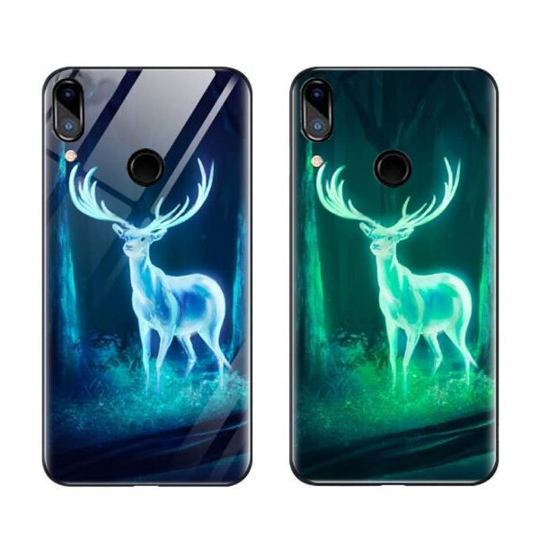 

TPU+Glass чехол светящийся в темноте для Huawei Nova 3i Олень / Бирюзовый (88786)