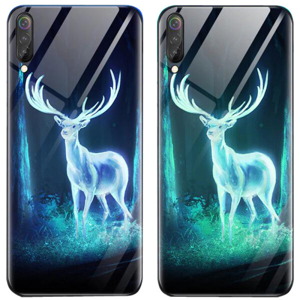 

TPU+Glass чехол светящийся в темноте для Samsung Galaxy A30s Олень / Бирюзовый (107536)