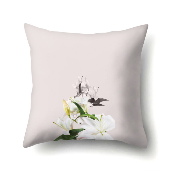 

Подушка декоративная White flowers 45 х 45 см Berni Home Серый (56311)