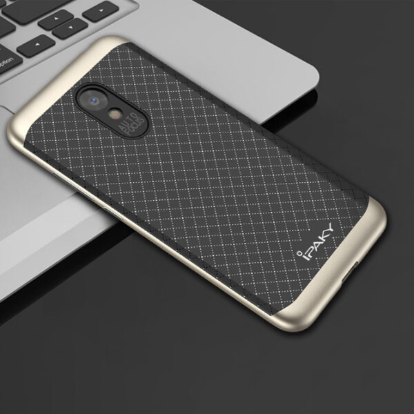 

Чехол iPaky TPU+PC для Meizu M6 Черный / Золотой (68459)