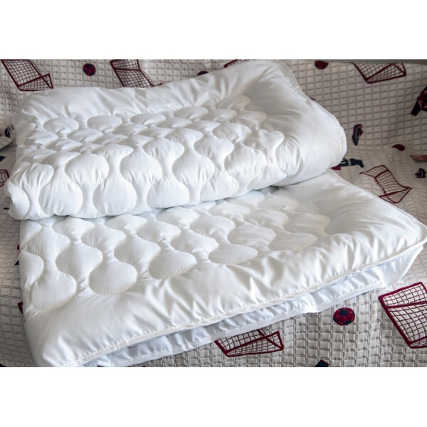 

Одеяло Lotus - Comfort Bamboo light 195*215 евро (5762)