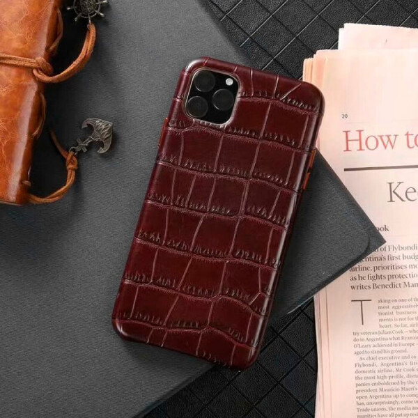 

Панель от Aspor для iPhone 11 Черный (12001-11-brown)