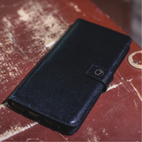 

Чехол-книжка от Jitnik для iPhone 8 (1000-i8-black)
