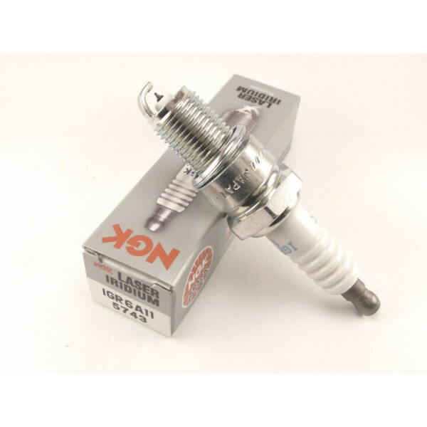 

Cвеча зажигания NGK IGR6A11 (5743)