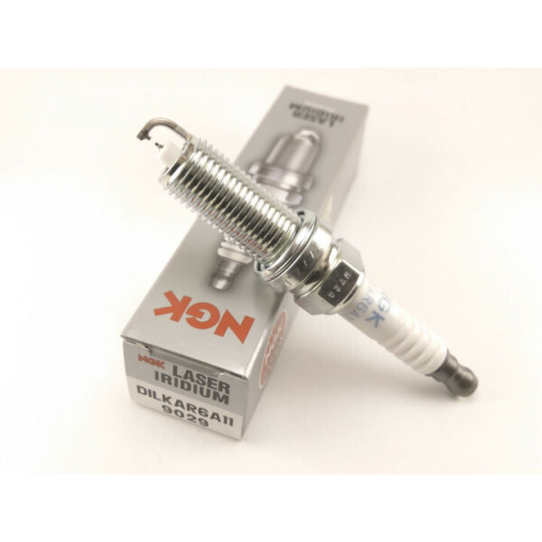 

Cвеча зажигания NGK DILKAR6A11 (9029)
