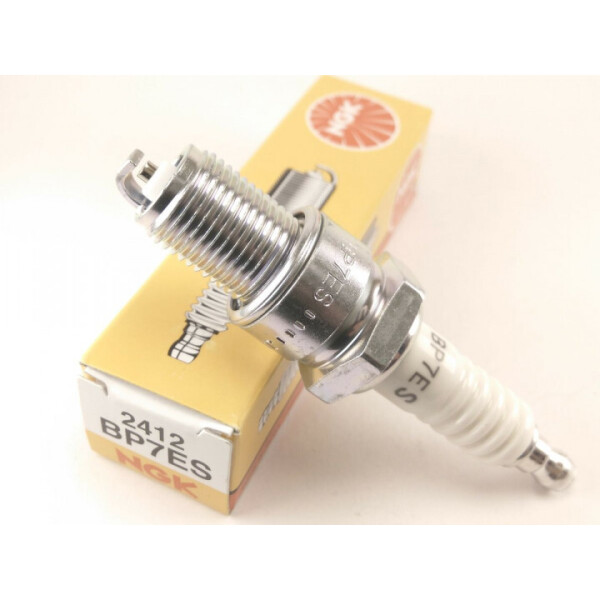 

Cвеча зажигания NGK BP7ES (2412)