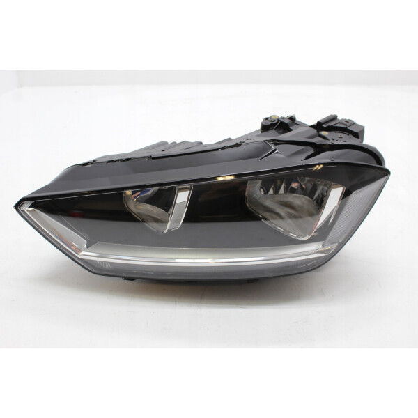 

Фара передняя Volkswagen Jetta 2016-2018 левая LED 5C7941005K