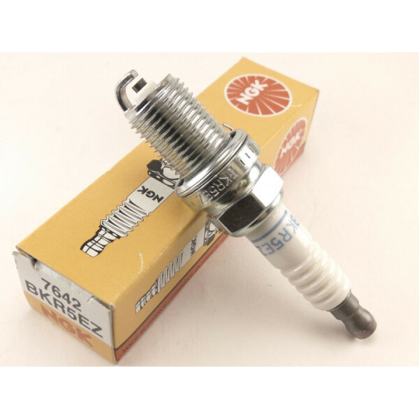 

Cвеча зажигания NGK BKR5EZ (7642)