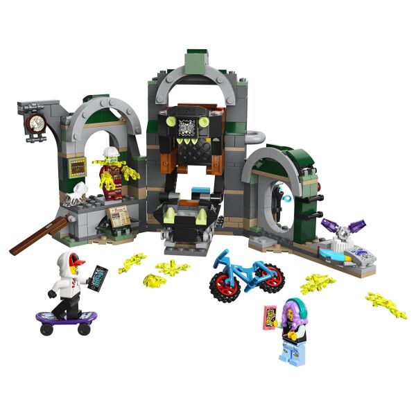 

Конструктор LEGO Hidden Side Метро Ньюбері (70430)