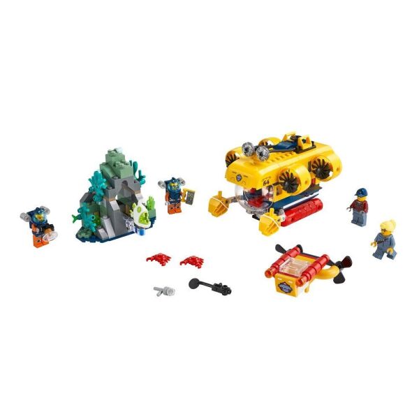 

Конструктор LEGO City Розвідувальний підводний човен (60264)