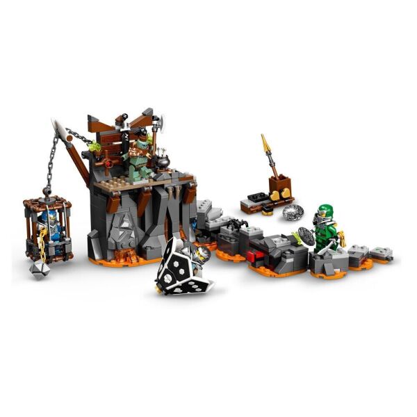 

Конструктор LEGO Ninjago Подорож в підземелля Черепа (71717)