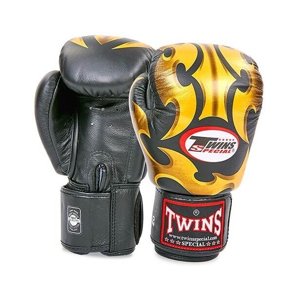

Перчатки боксерские Twins FBGVL3-22 16oz Черно-золотой (37426093)