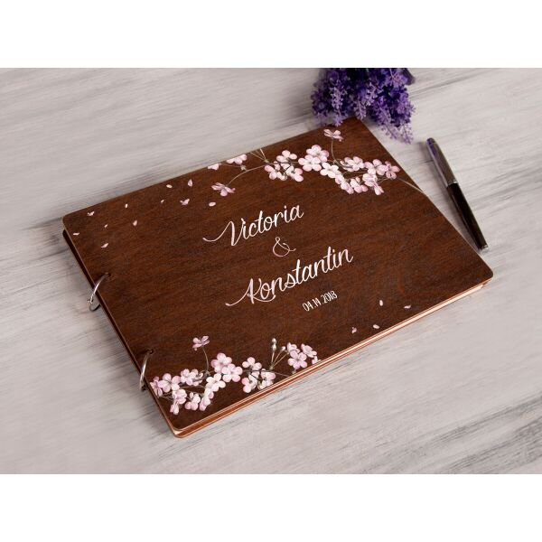 

Гостевая книга пожеланий Сакура с персонализацией, 30 листов, черные без линовки, А5, Темное дерево, WOODPRESENT