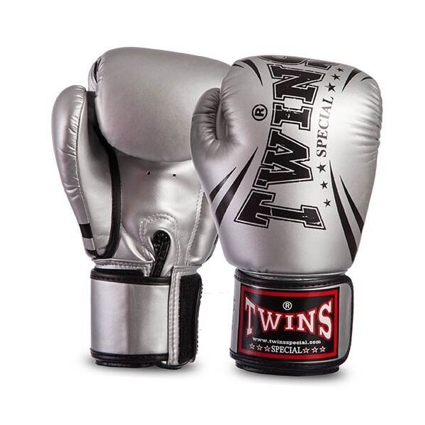 

Перчатки боксерские Twins FBGVSD3-TW6 12oz Серебряный (37426071)