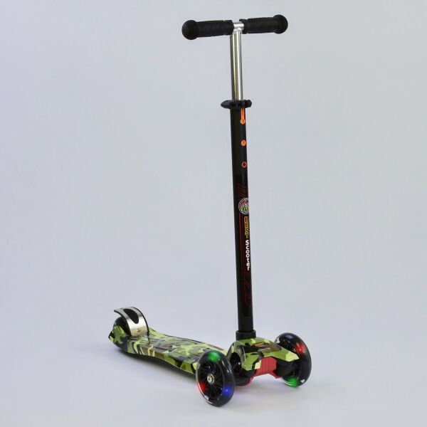 

Самокат BEST SCOOTER А 25468 /779-1323 черный (MAXI)