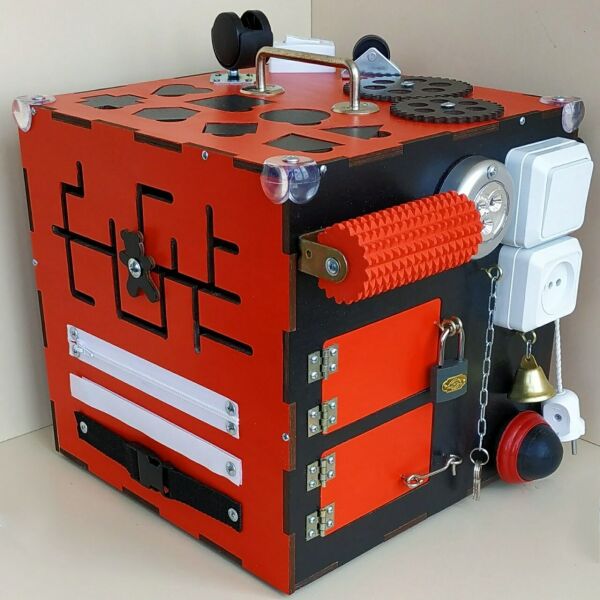 

Бизиборд своими руками Freetime Куб 30x30x30 см - настольный развивающый бизикуб (Красный с черным)