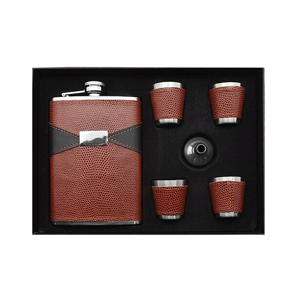

Фляга и 4 рюмки Stenson 260 мл Brown (R86712)