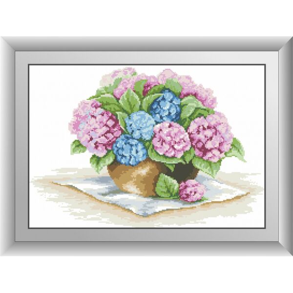 

30366 Гортензии в вазе. Dream Art. Набор алмазной живописи (квадратные, полная)