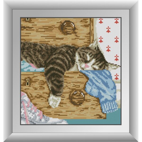 

30373 Спящий кот. Dream Art. Набор алмазной живописи (квадратные, полная)