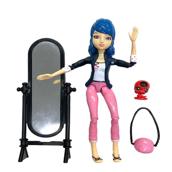 

Лялька Miraculous Леді Баг і Суперкіт S2 Марінетт 12 см (50402)