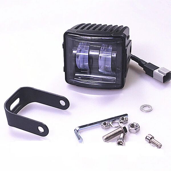 

Противотуманная LED фара Carlife 87*78mm 20W 1200lm 1шт