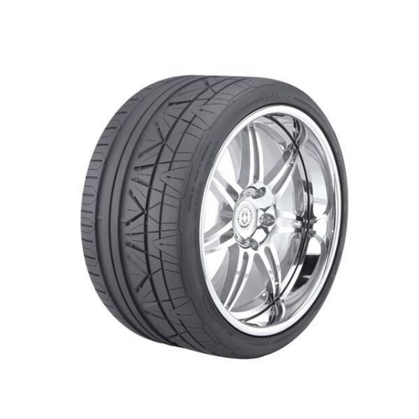 

Автошина Nitto Invo 245/35 R21 96W XL