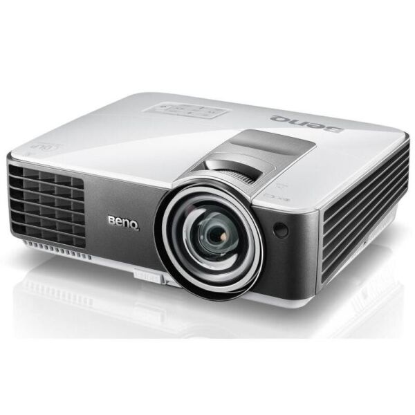 

Проектор BenQ MX815ST