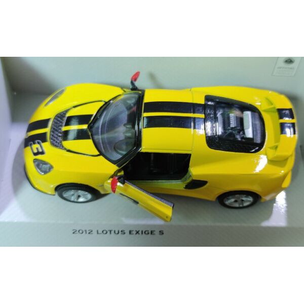 

Детская машинка Lotus 2012 Exige S метал 1:36 желтый