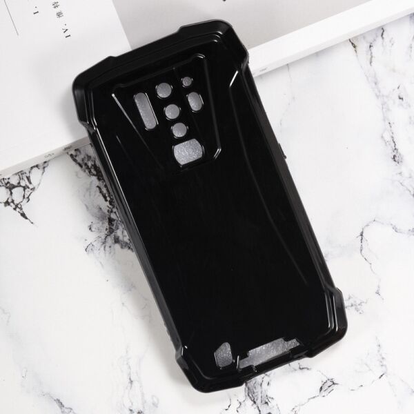 

Чехол Fiji Line для Blackview BV6900 силикон бампер черный