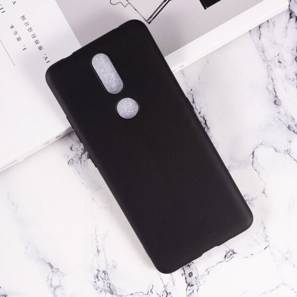 

Чехол Fiji Line для Nokia 2.4 силикон бампер черный