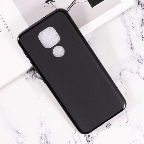 

Чехол Fiji Line для Motorola Moto G9 Play силикон бампер черный
