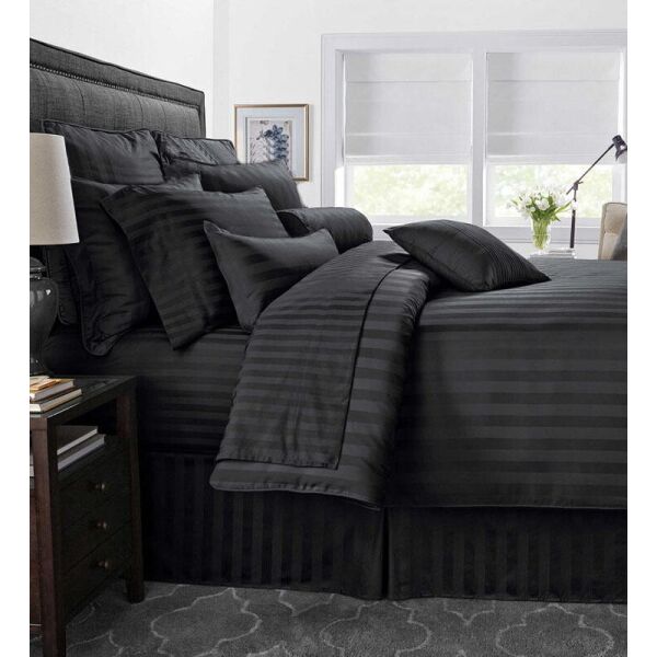 

Комплект постельного белья Еней-Плюс МІ0027 черный Евро