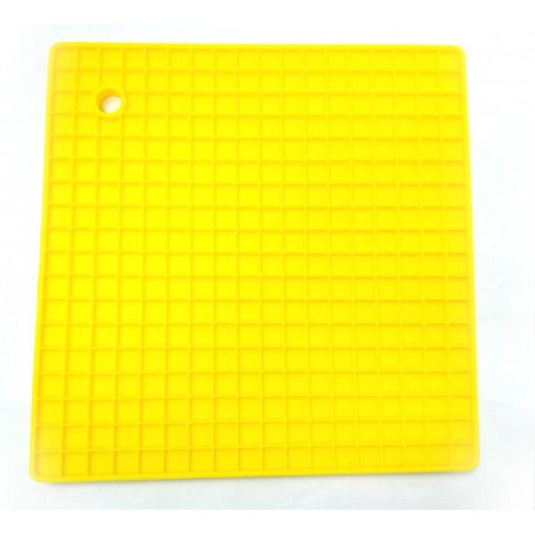 

Подставка под горячее силиконовая 17,8 x 17,8 x 0.8 Genes желтая