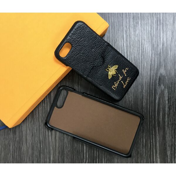 

Пластиковый чехол для iPhone 6 / 6S кожа + карман черный