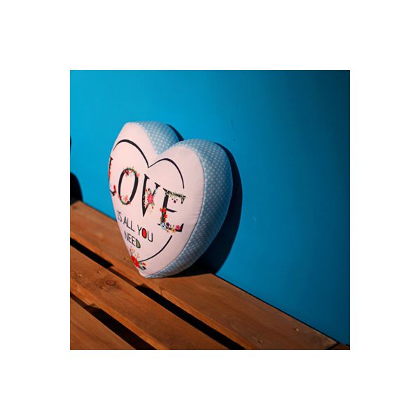 

Подушка сердце 3D Presentville Love is all you need 40х40х7,5 см
