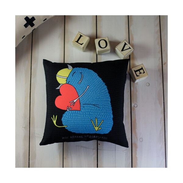 

Подушка с принтом Presentville Моє кохане чудовисько! 30x30 см