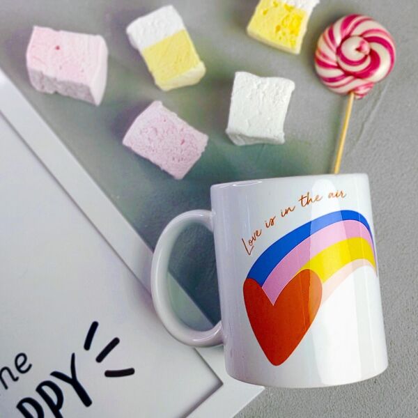 

Кружка с принтом Presentville Love is in the air 330 мл