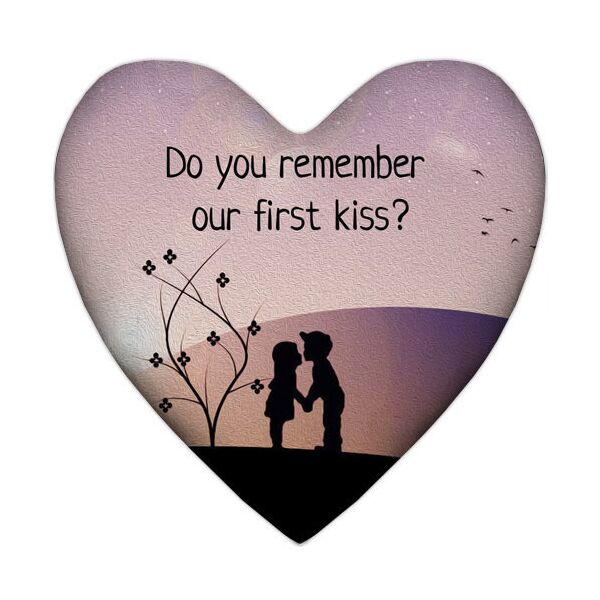 

Подушка сердце Presentville Do you remember our first kiss 37x37 см