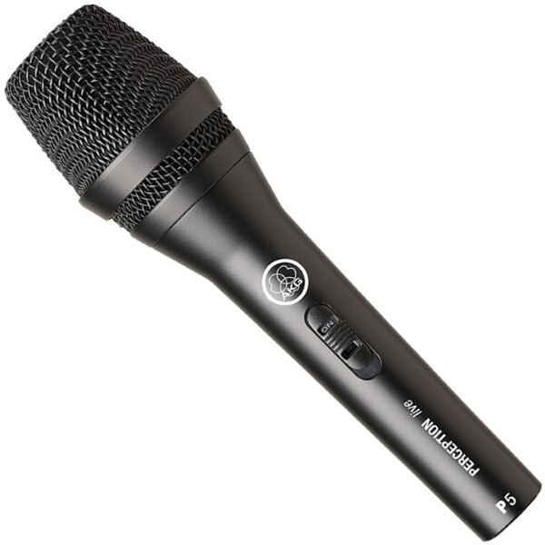 

AKG P5S