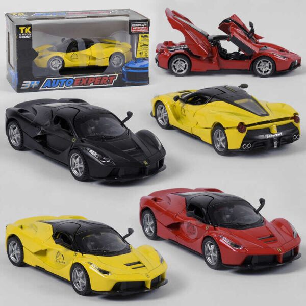 

Машинка 54802 (72) "Auto Expert", 3 цвета, свет, звук, инерция, открываются двери, в коробке