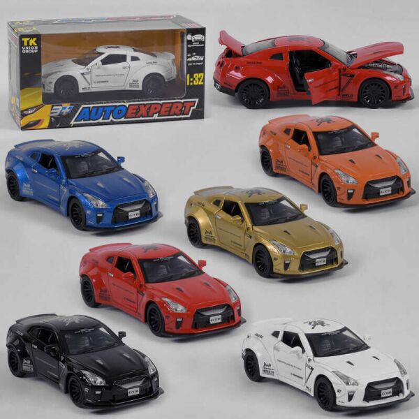

Машина металопластик LF - 38071 (72/2) "Auto Expert", 6 цветов, свет, звук, инерция, открываются двери, в коробке