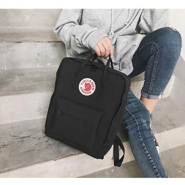 

Рюкзак Fjallraven Kanken Classic черный стильный классический рюкзак прост в уходе