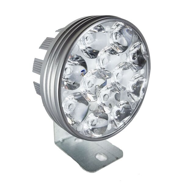 

LED фара 12 диодов! С 9 до 85 вольт! 20W. 6000K. 2000Lm. Светодиодная лэд фара L-33.