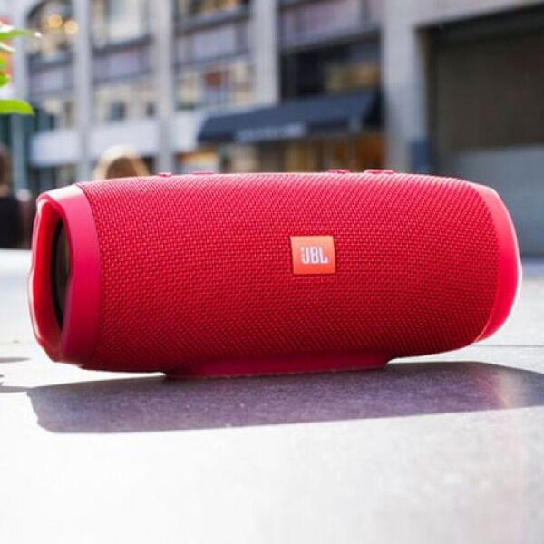 

Портативная блютуз колонка JBL Charge 3 колонка с USB,SD,FM КРАСНАЯ
