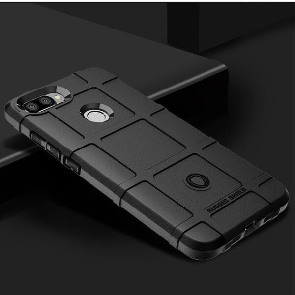 

Чехол Rugged Shield для Xiaomi Mi 8 Lite
