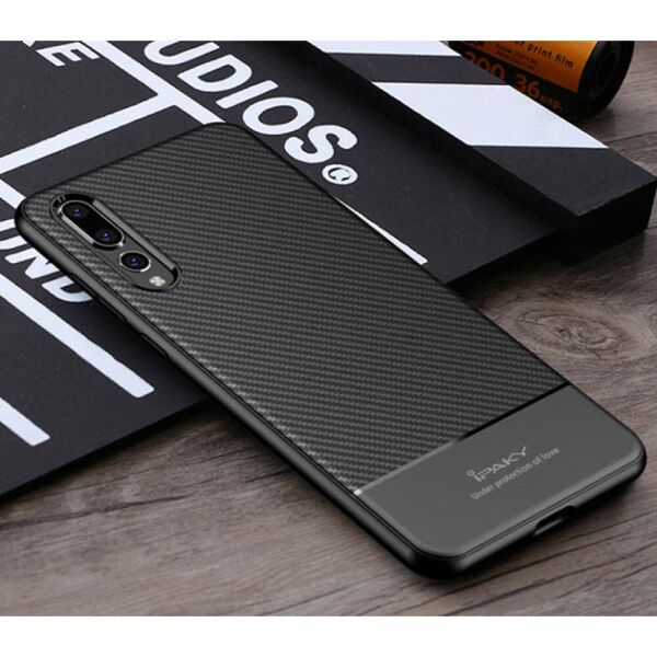 

Чехол накладка Ipaky Carbon fiber series для huawei P20 Pro Black