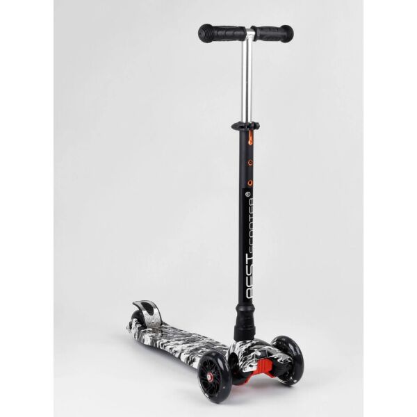 

Самокат MAXI "Best Scooter" 4 колеса PU, СВЕТ, трубка руля алюминиевая Black/White (99661)
